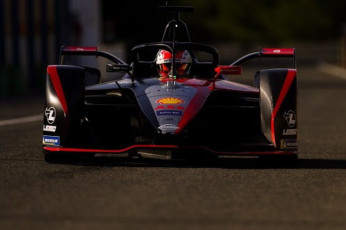 500日產e.dams車隊備戰世界電動方程式錦標賽第六季的首輪比賽 2.jpg