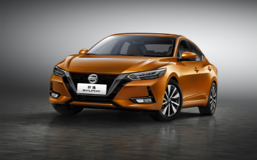 2. 第14代日產軒逸_meitu_2.jpg